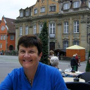 Meet your Posher, Peggy